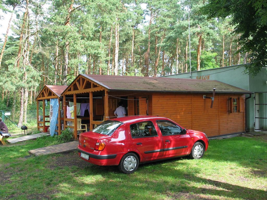 Hotel Osrodek Wypoczynkowy Jelonek Wolsztyn Exterior foto